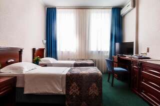 Отель Отель Тенгри Нур-Султан Стандартный двухместный номер с 2 отдельными кроватями-7